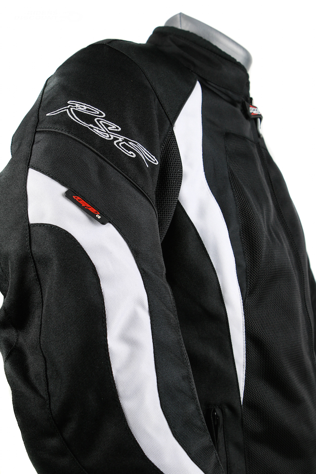 rst_brooklyn_textile_jacket_side_detail.