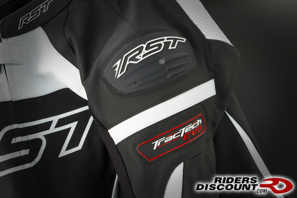 RST_Jacket_TracTechEvo_Black_9.jpg