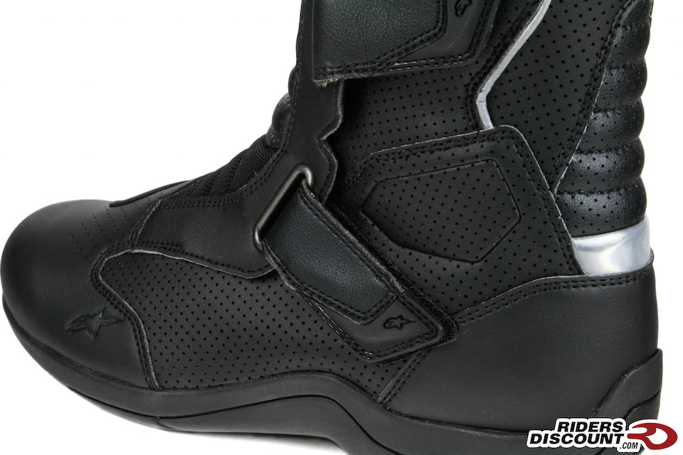 alpinestars_roam2_air_boot_outside_detai