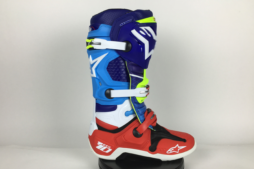 alpinestars_venom_tech_10_side.jpg