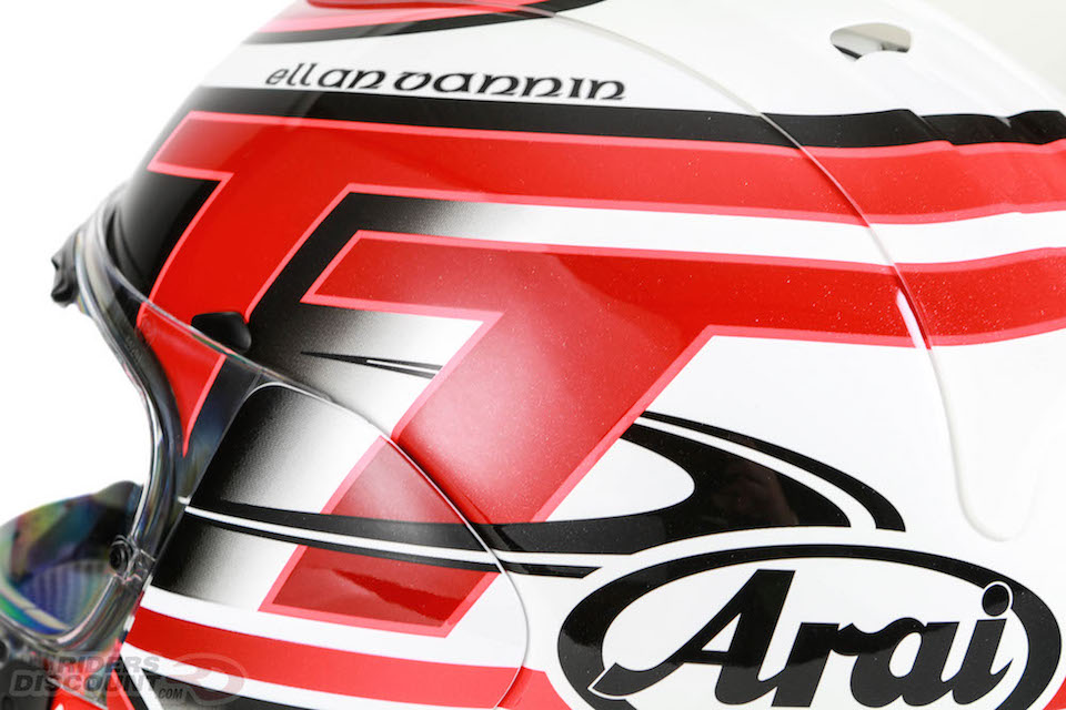 arai_corsair_x_iomtt_2016_side_detail.jp