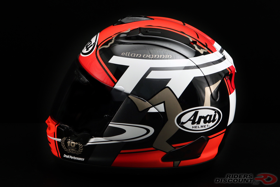 arai_corsair_x_isle_of_man_tt_2018_helme