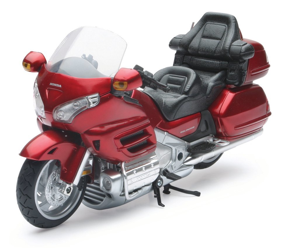 2010 Honda Gold Wing Burgundy 1/12 Diecast Motorcycle Model by New Ray 57253A 