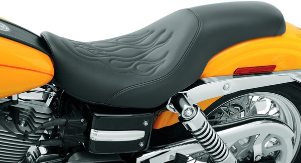 Saddlemen Profiler Seat Tattoo Flame for Harley Davidson FXD 06 10